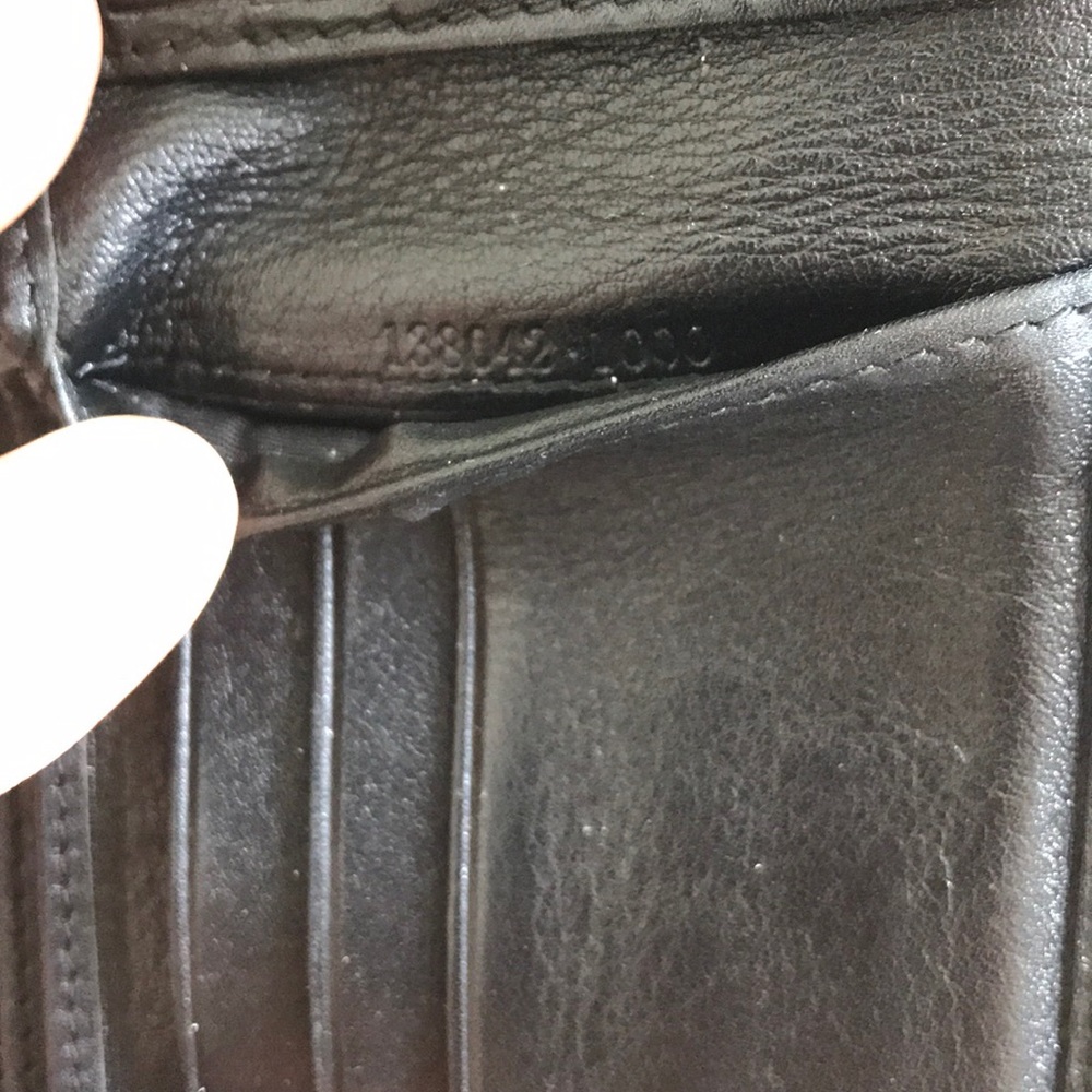 Gucci Wallet - Picture 5 of 6